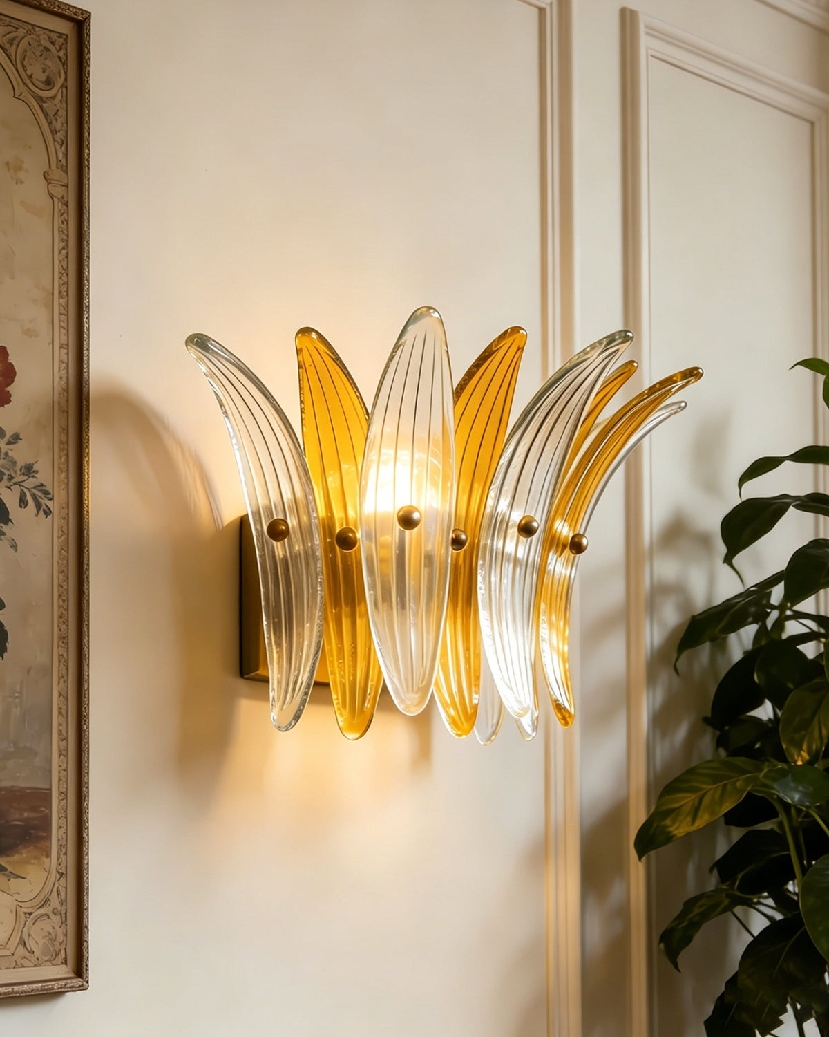 Clear Smeralda Wall Sconce, showing the bulb inside.