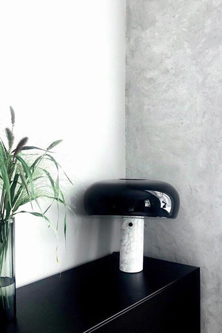 Nucleus Lampe de Table en Marbre