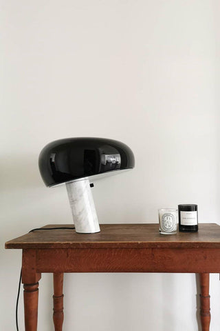 Nucleus Lampe de Table en Marbre