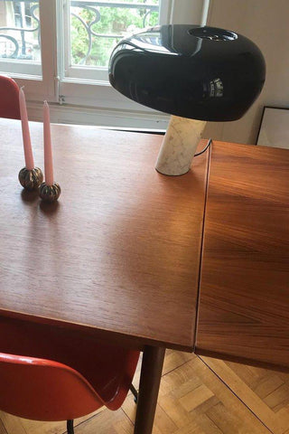 Nucleus Lampe de Table en Marbre