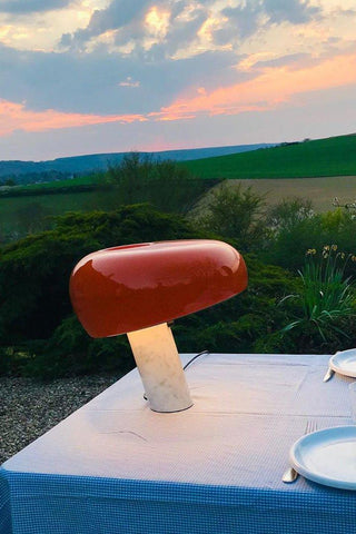 Nucleus Lampe de Table en Marbre