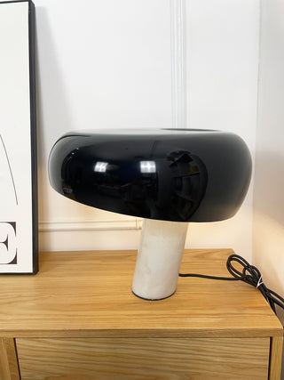 Nucleus Lampe de Table en Marbre