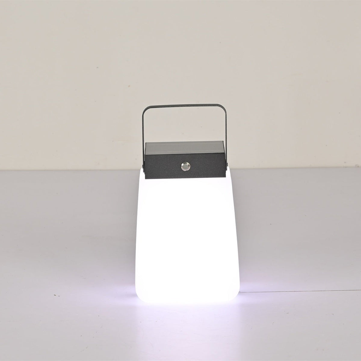Emilina Lumière Extérieure PE Minimaliste