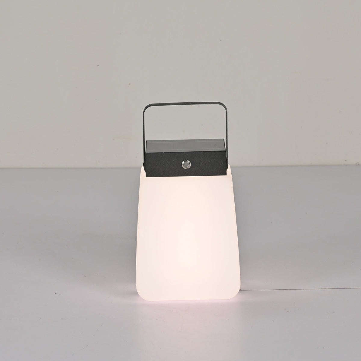 Emilina Lumière Extérieure PE Minimaliste