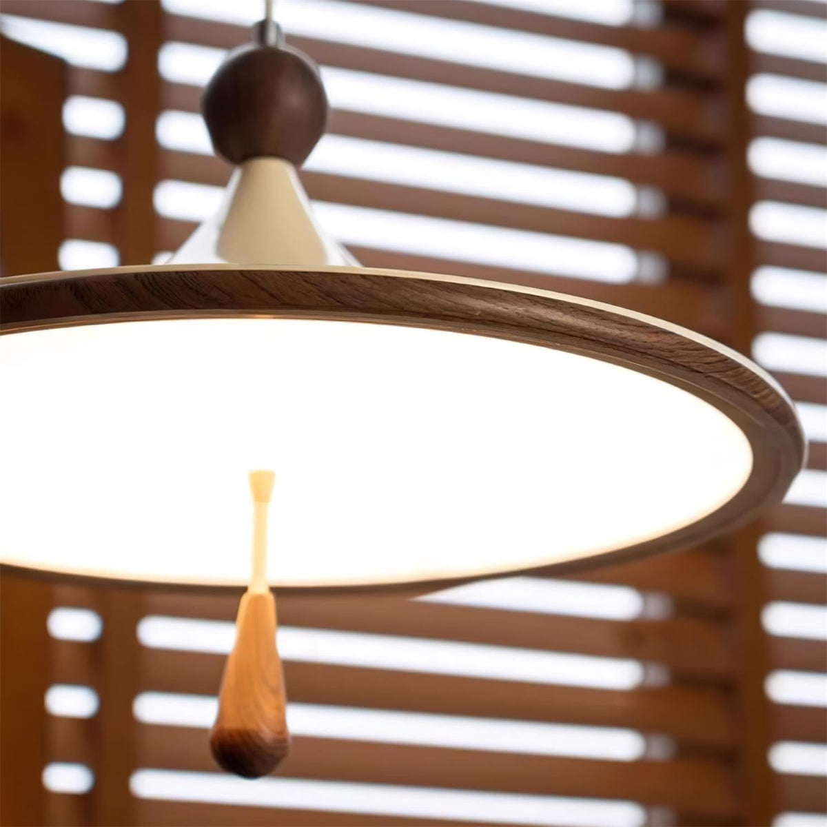 Avenenise Suspension