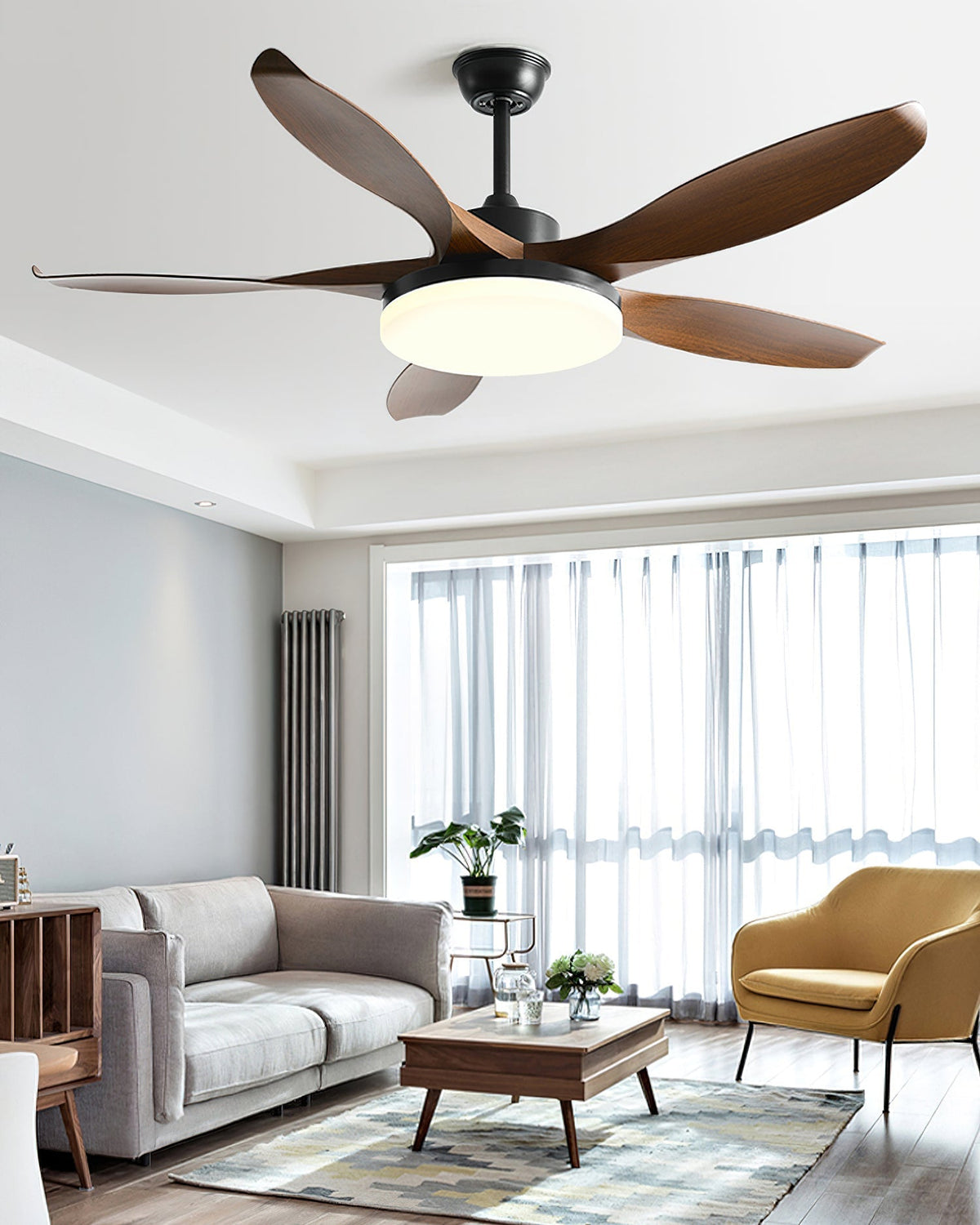 Splenda Ceiling Fan Light in chrome finish, highlighting its metallic details.