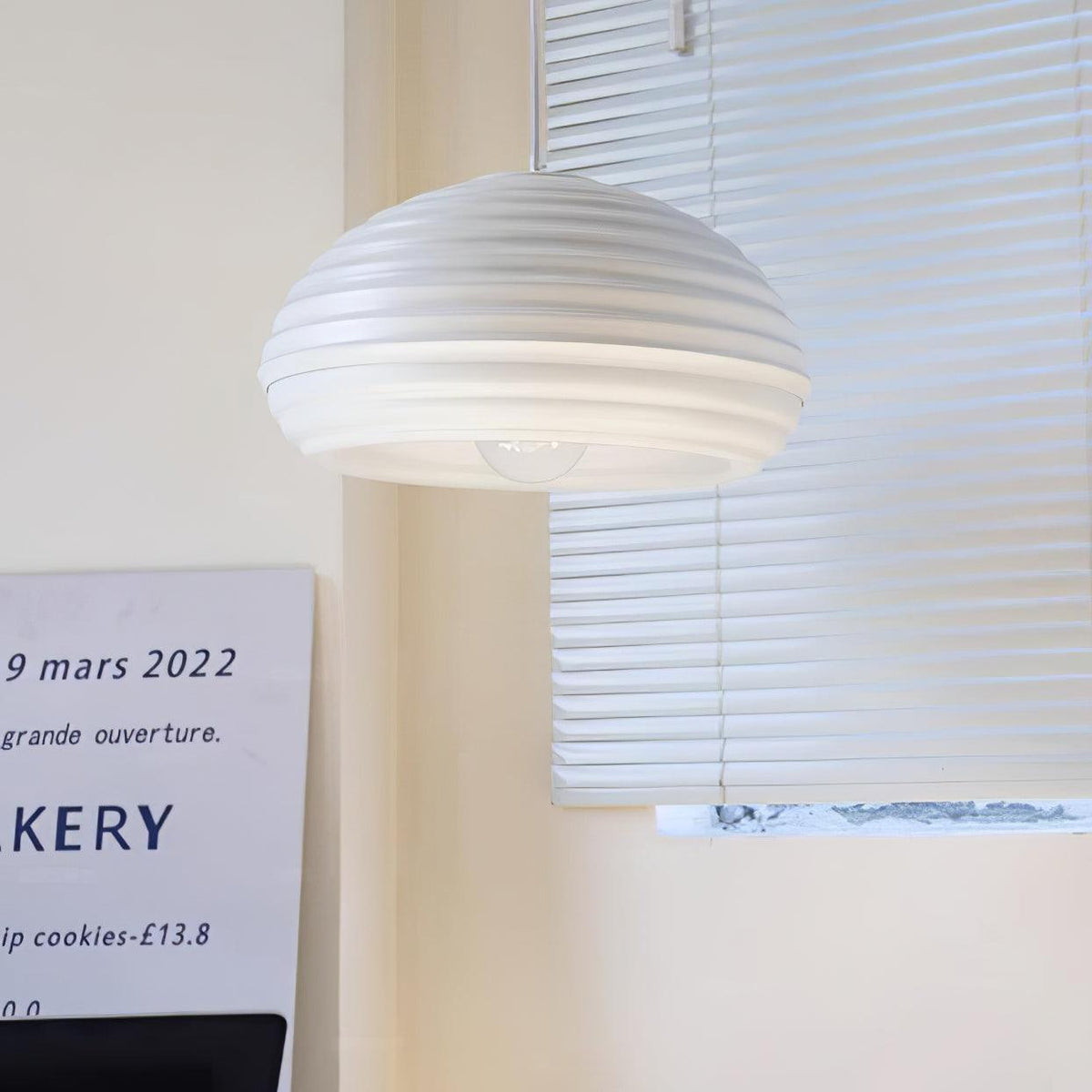 Adrien Suspension Minimaliste