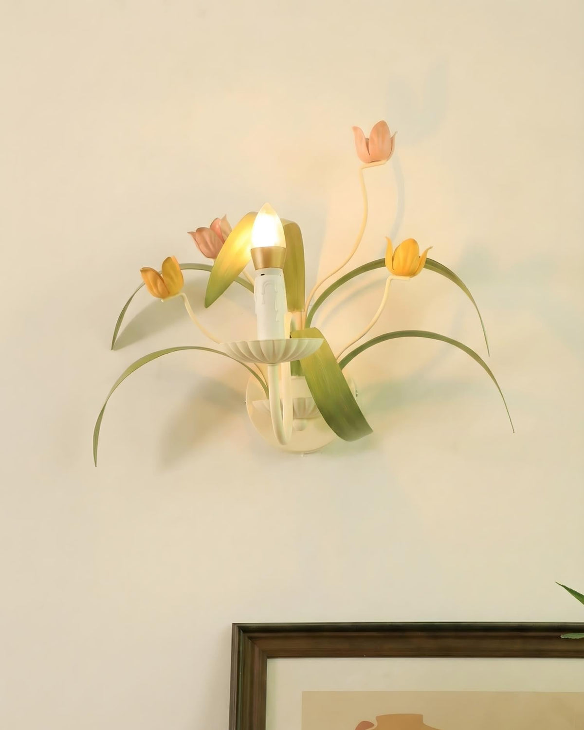 Tulianne Applique Murale