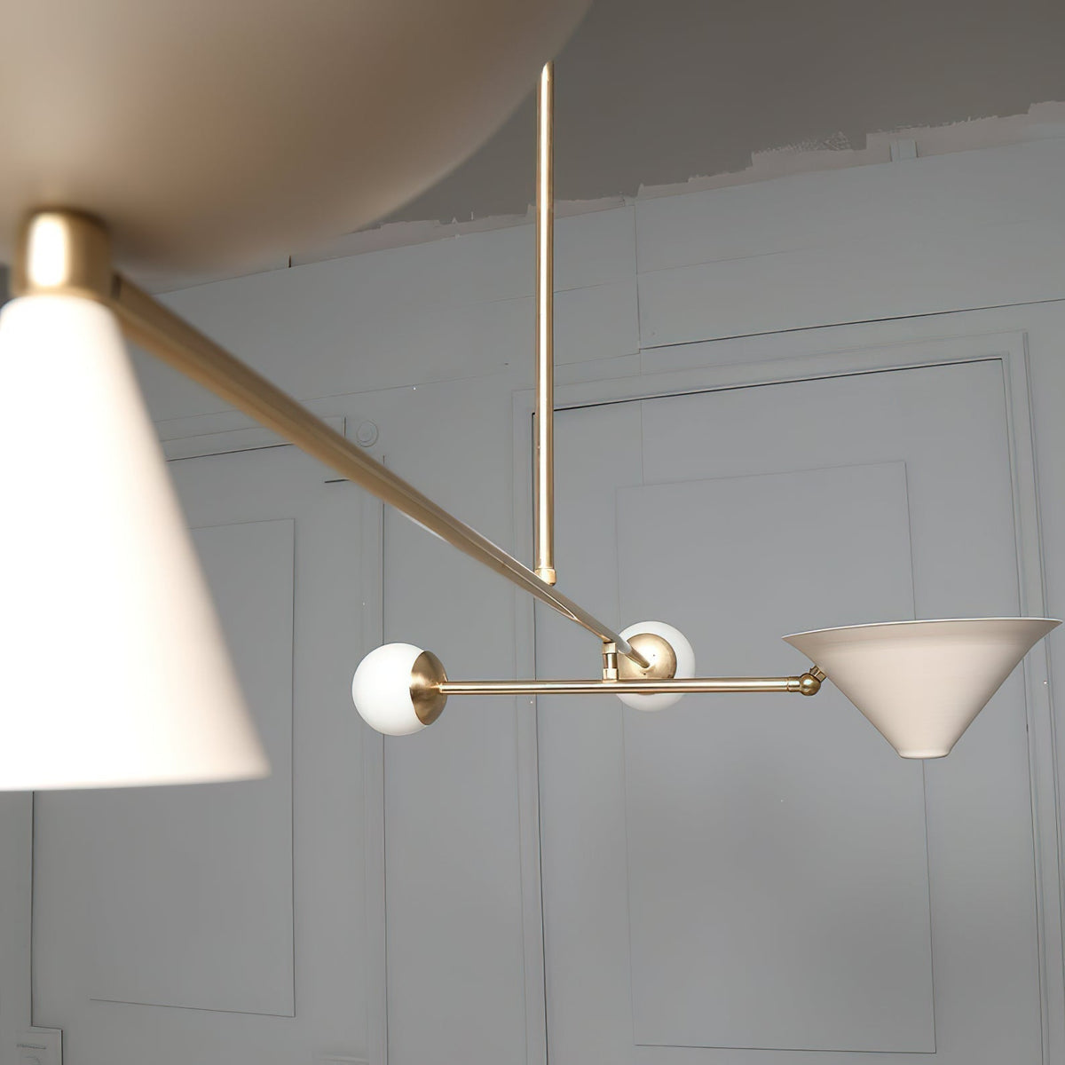 Comareth Moderne Minimaliste Verre Métal Lustre