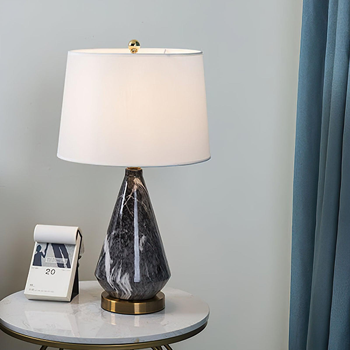 Elysian Lampe de Table en Marbre Blanc Et Noir