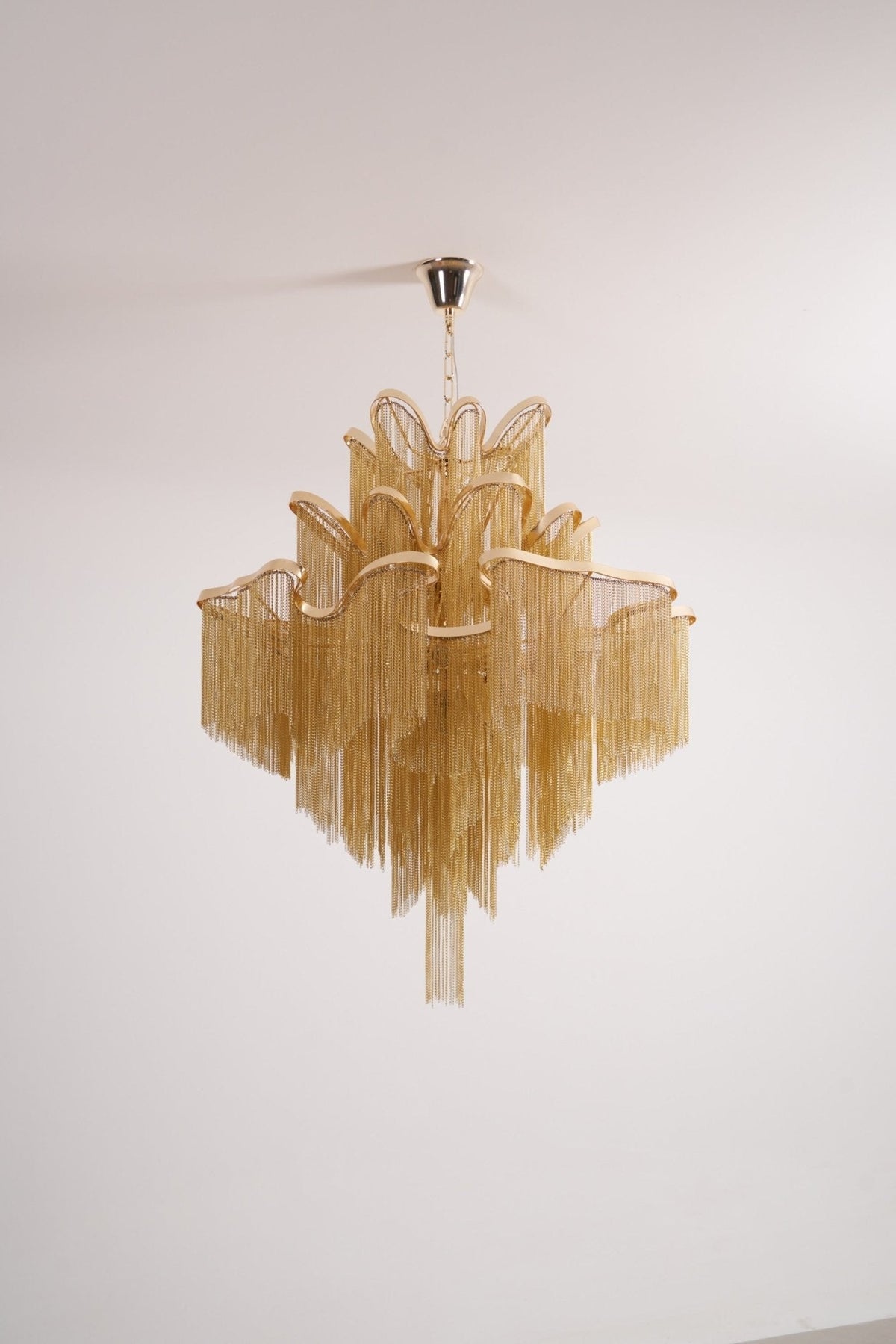Stream Chain Chandelier-Neutral Decor