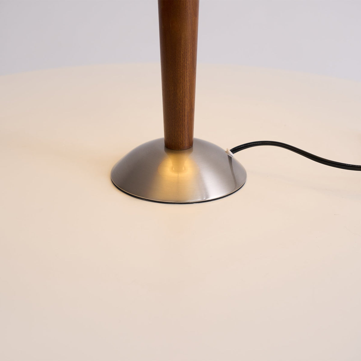 Roka Lampe de Table Talonwood