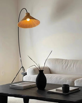 Sombrero Lampadaire en Rotin Arc