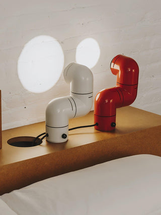 Liorain Lampe de Table en Résine Joueuse