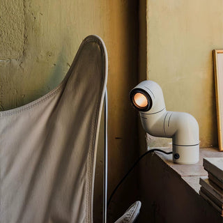 Liorain Lampe de Table en Résine Joueuse