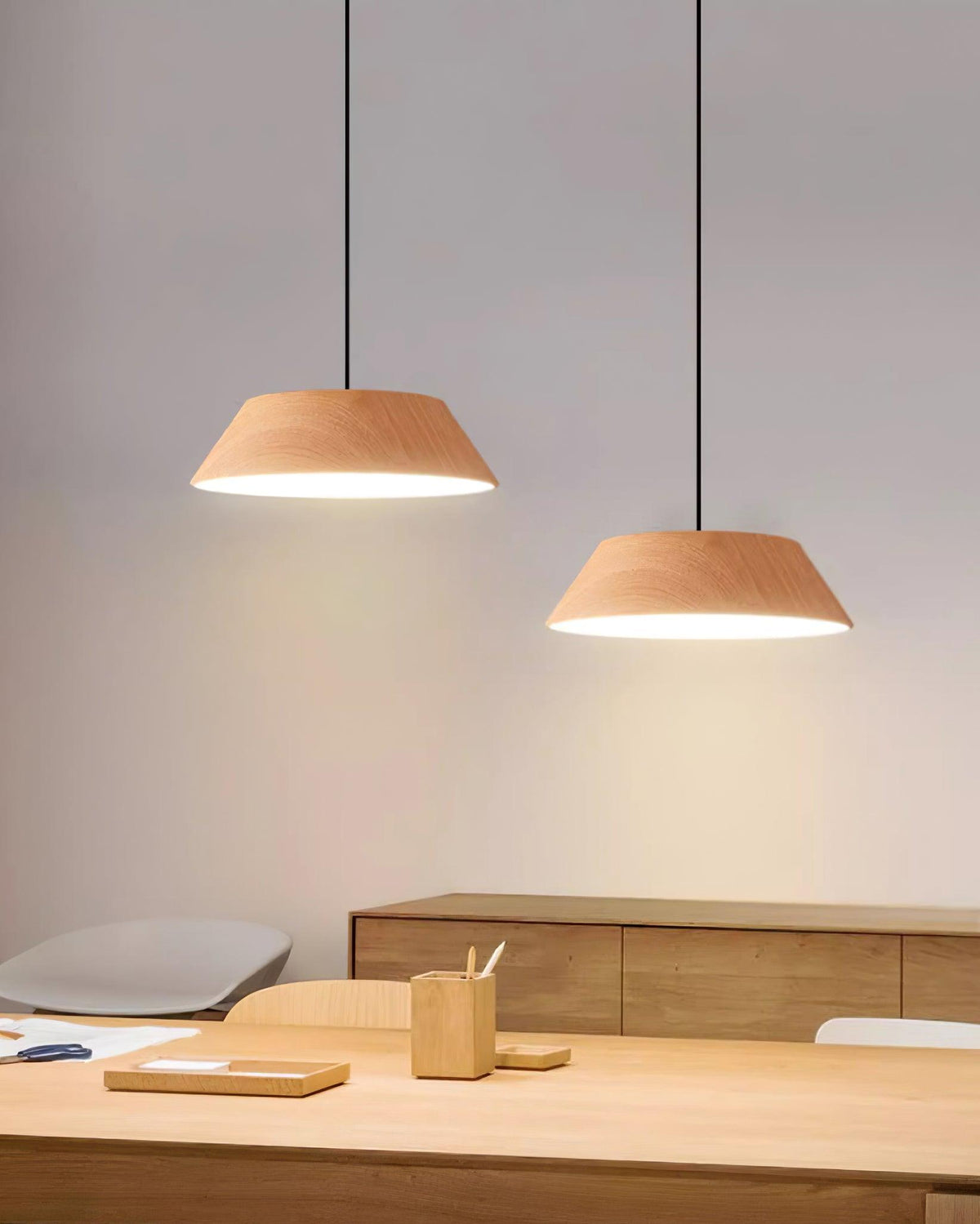 Novain Wood Grain Pendant Light-Neutral Decor