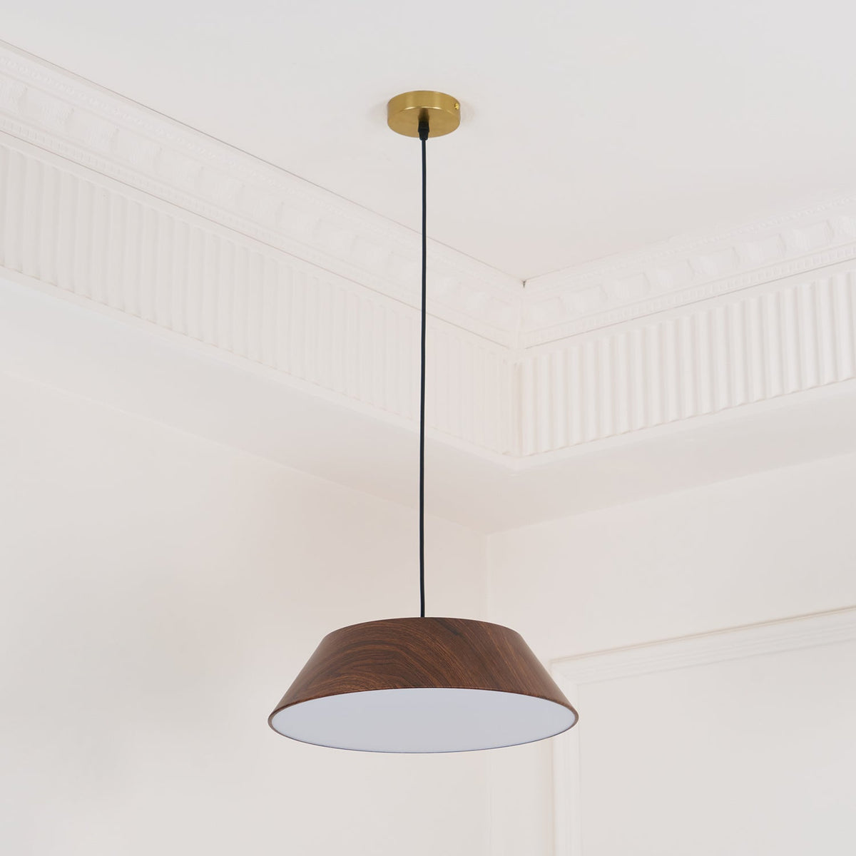 Novain Wood Grain Pendant Light-Neutral Decor