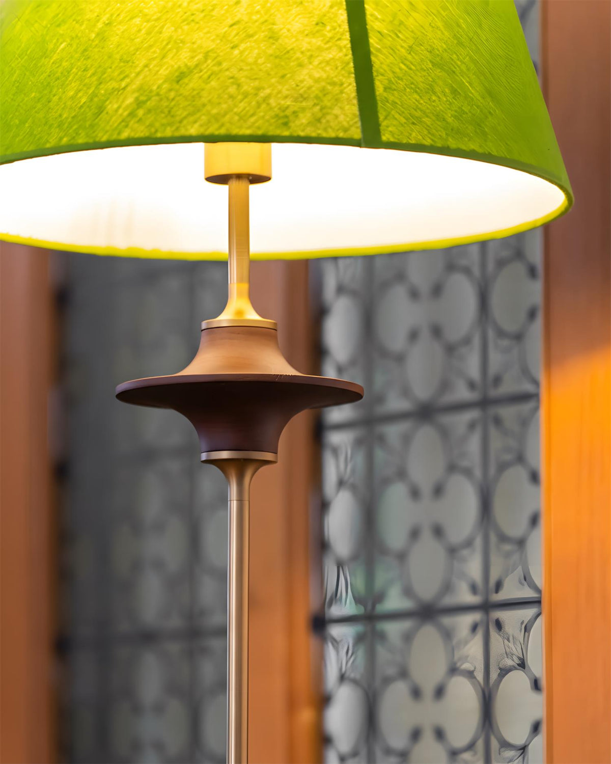 Aveniniella Lampadaire