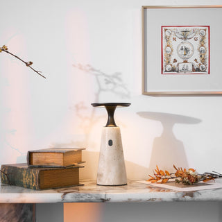 Vespera Lampe de Table en Travertin Sculptural