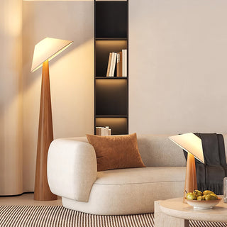 Apex Lampadaire en Bois Taperé