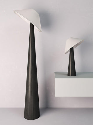 Apex Lampadaire en Bois Taperé