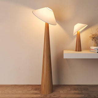 Apex Lampadaire en Bois Taperé