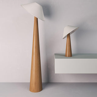 Apex Lampadaire en Bois Taperé