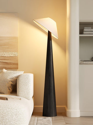 Apex Lampadaire en Bois Taperé