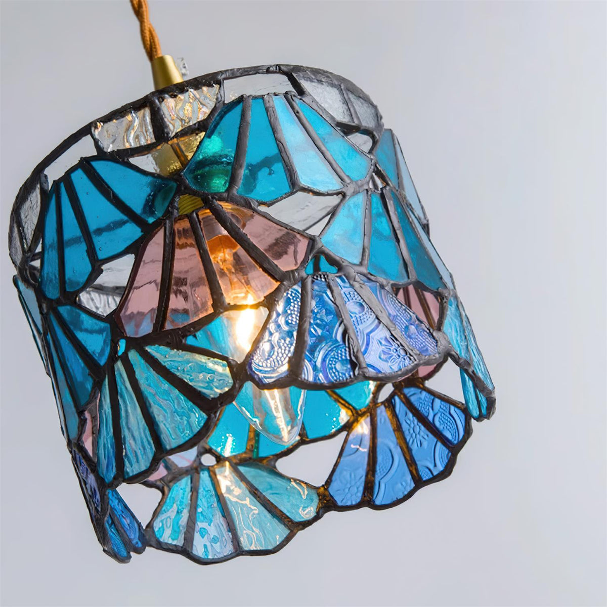Lioraen Tiffany Pendant Light Classic Design-Neutral Decor
