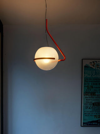 Circular Suspension Minimaliste
