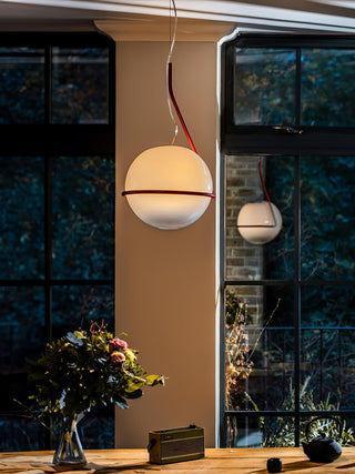 Circular Suspension Minimaliste