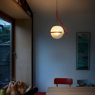Circular Suspension Minimaliste