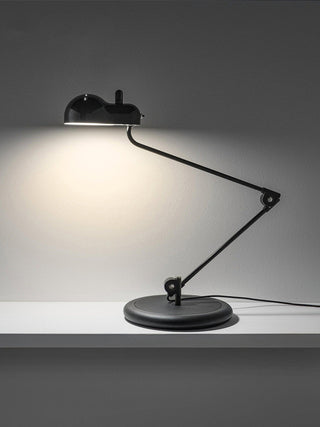 Flaren Lampe de Table en Acier Classique
