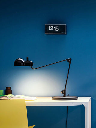 Flaren Lampe de Table en Acier Classique