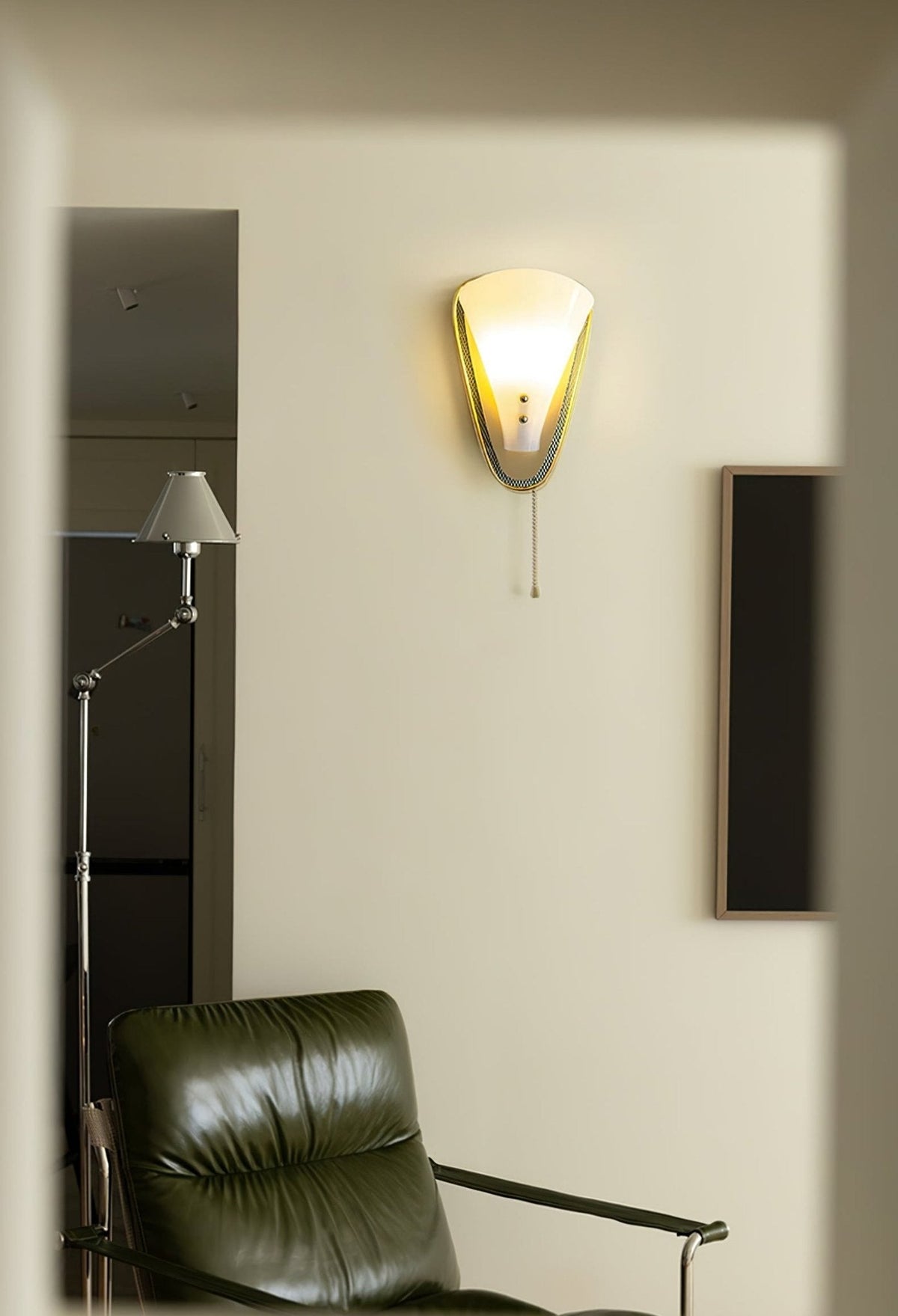 Triangular Wall Lamp-Neutral Decor