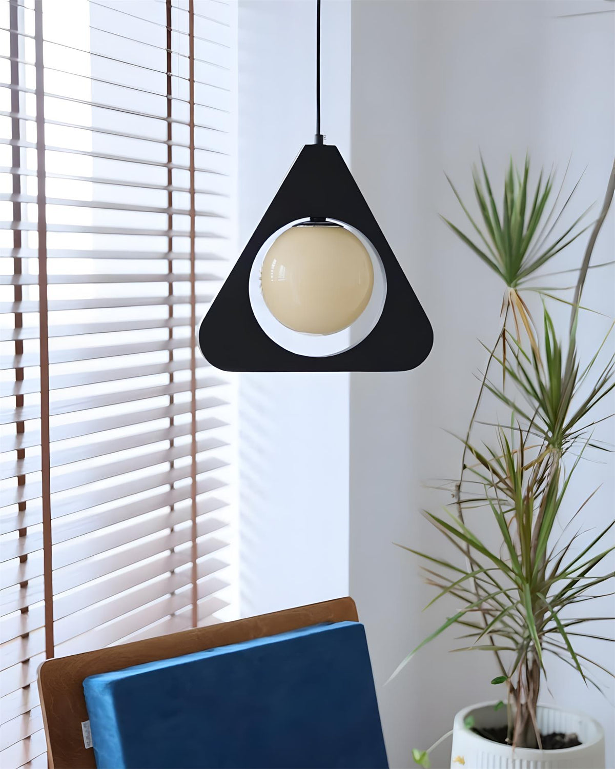 Noirielle Suspension