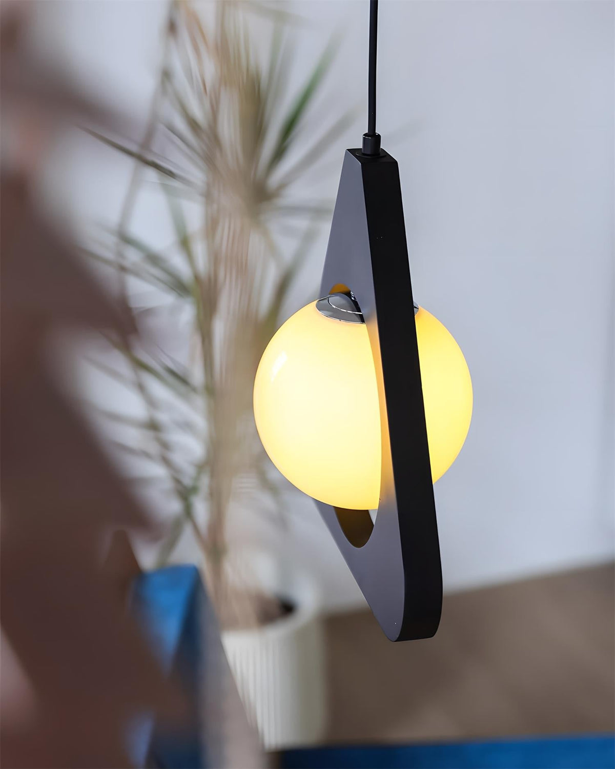 Noirielle Suspension