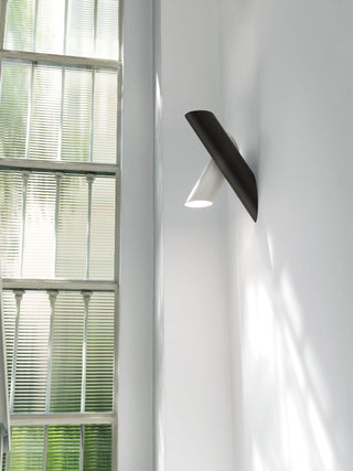 Luna Lampe Murale Métallique Minimaliste