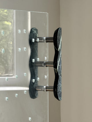 Twin-Curve Pull Handle-Neutral Decor