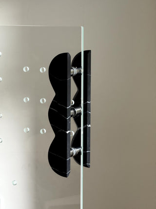 Twin-Curve Pull Handle-Neutral Decor
