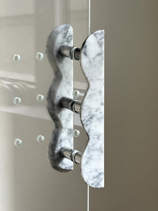 Twin-Curve Pull Handle-Neutral Decor