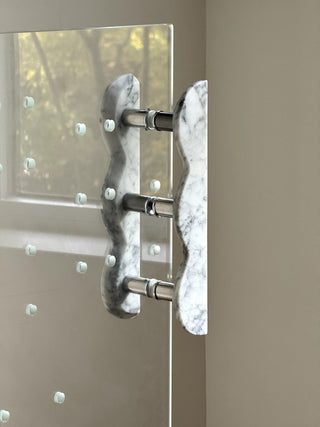 Twin-Curve Pull Handle-Neutral Decor