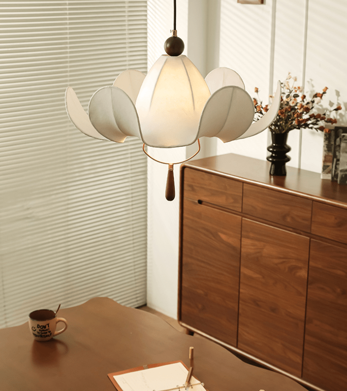 Zind Blossom Suspension