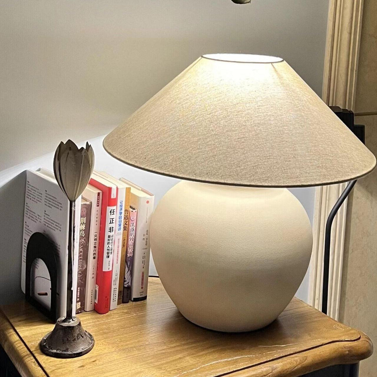 Etalis Ceramic Table Lamp-Neutral Decor