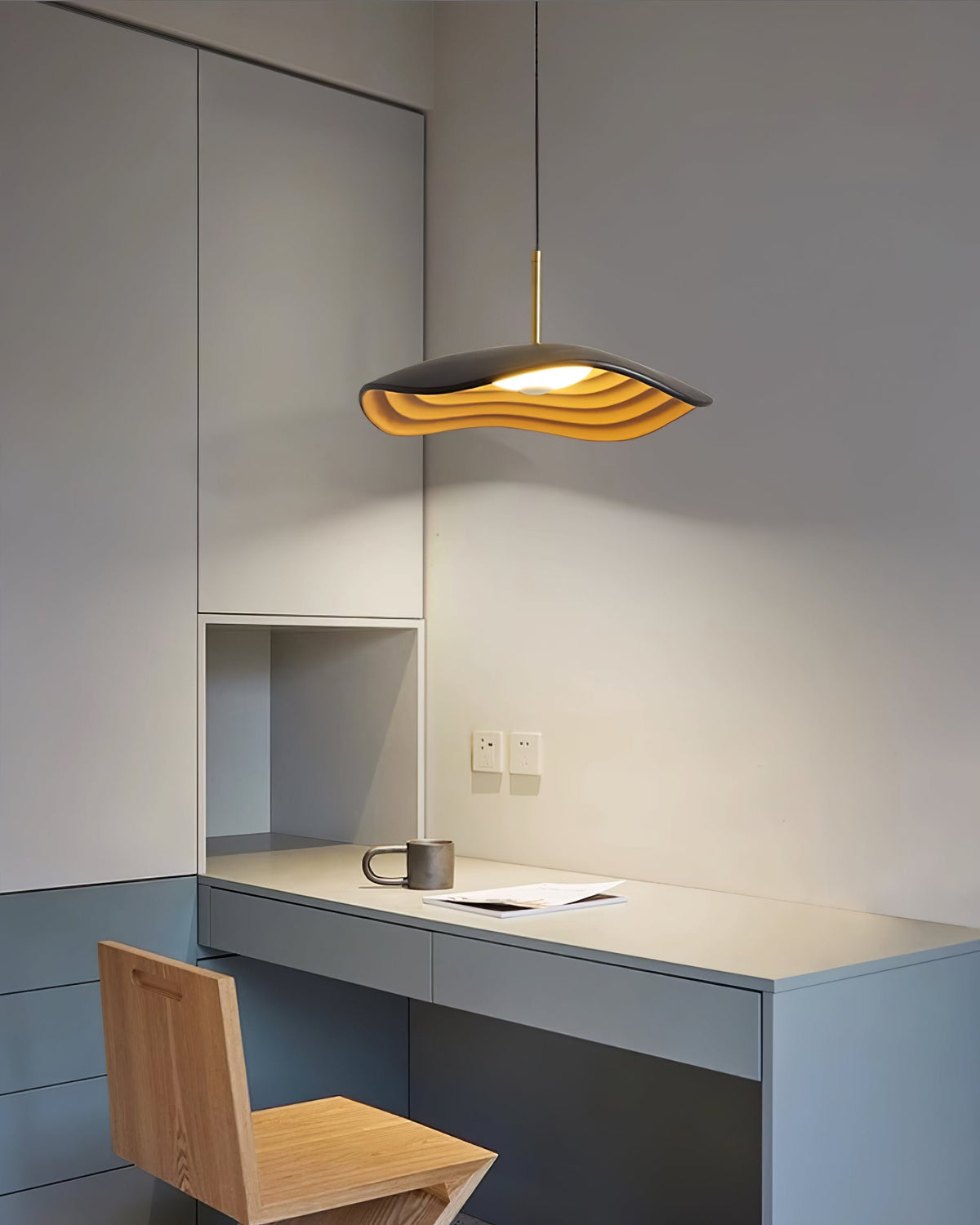 Mariva Pendant Lamp Wave Shape Gold Accent-Neutral Decor