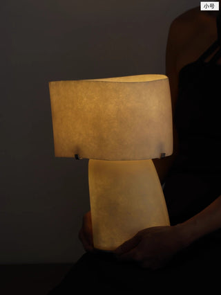 Lirvyn Lampe de Table