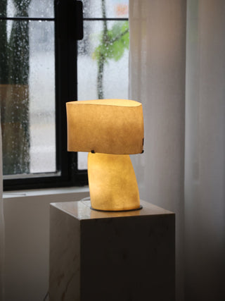 Lirvyn Lampe de Table