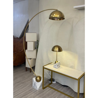 Venus Lampadaire