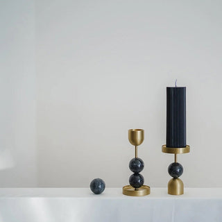 Fuldo Support à Bougies Sphérique Verdoyant en Laiton Brossé d'Intérieur Moderne du Milieu du Siècle