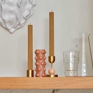 Fuldo Support à Bougies Sphérique Verdoyant en Laiton Brossé d'Intérieur Moderne du Milieu du Siècle